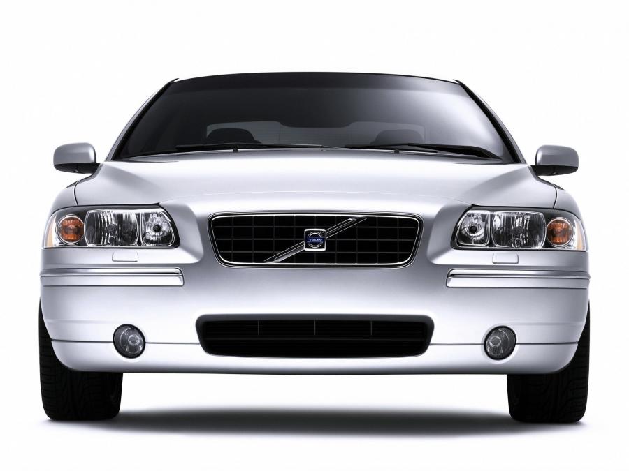  Volvo S60 2004 года  (фото 3 из 9)